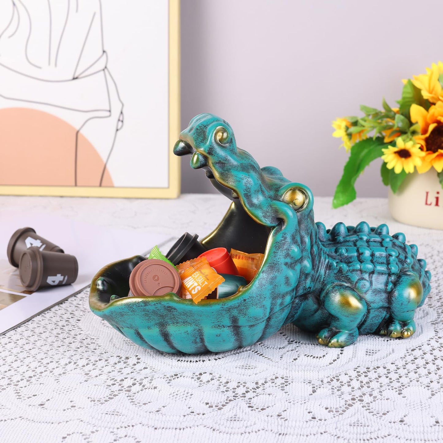 oliruim Alligator Statue Key Bowl, Fun Animal Statue Candy Dish for Entryway Decorative Bowl, Office Candy Dish, Big Mouth Sculpture Home Living Room Trinket Container Storage Box (Green)