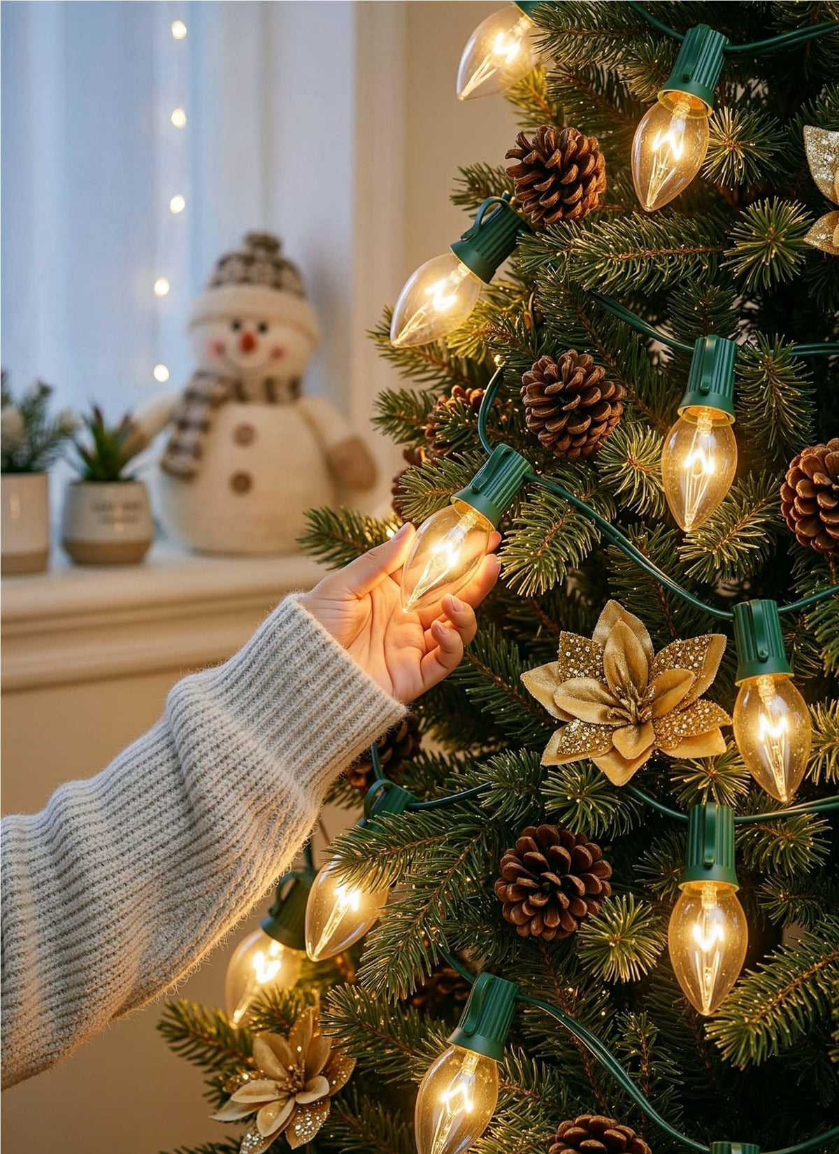 Minetom C9 Clear Christmas String Lights, 25FT 25 Bulbs Bright & Warm Outdoor Christmas Lights, Long Life C9 String Lights for Tree Patio Gazebo Wreath, Green Wire