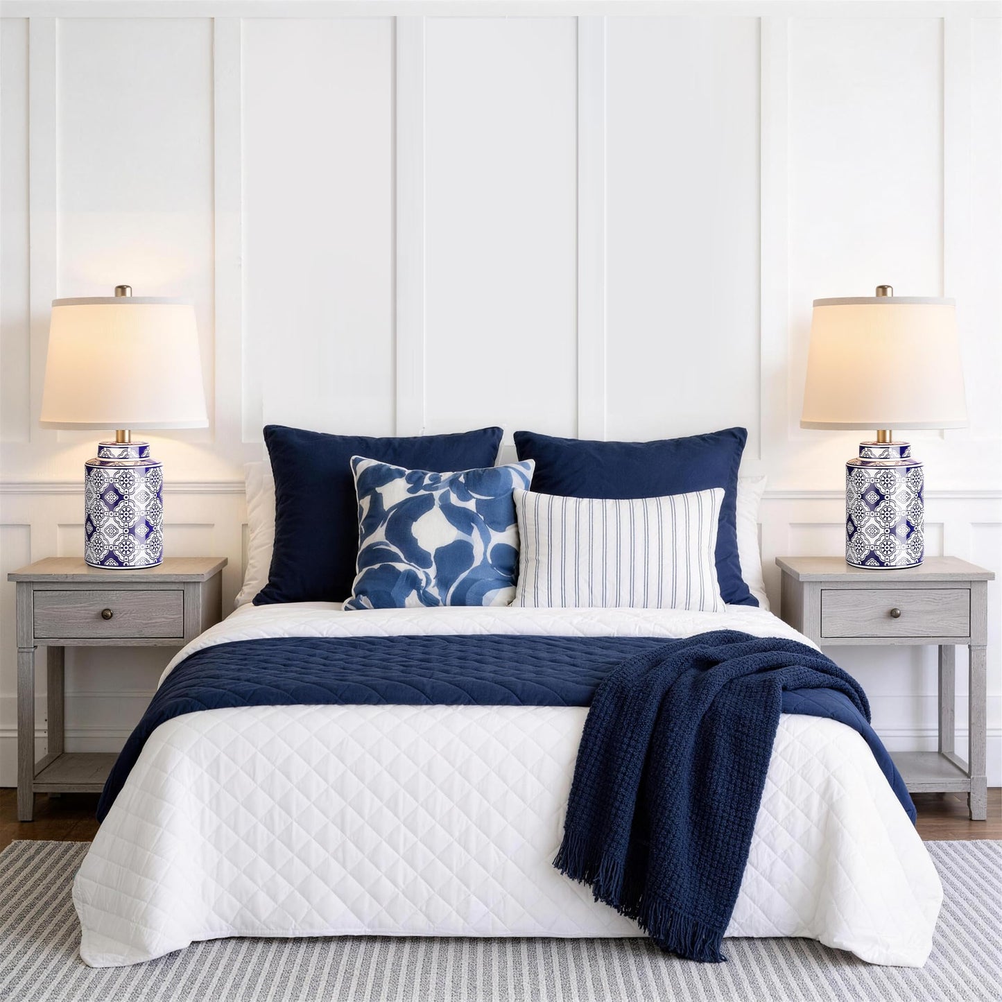 Qimh Chinoiserie Ceramic Table Lamps for Living Room, Small Bedside Lamps Set of 2 with Linen Lampshade, Modern Traditional Blue and White Lamp for Bedroom Office Nightstand Home Decor(Bulbs Included)