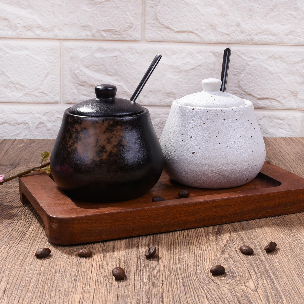 BOSILI Ceramic Sugar Jar Set of 2, Condiment Canisters with Lids and Spoons, Black and White Storage Containers for Sugar, Salt, Spices and Jam