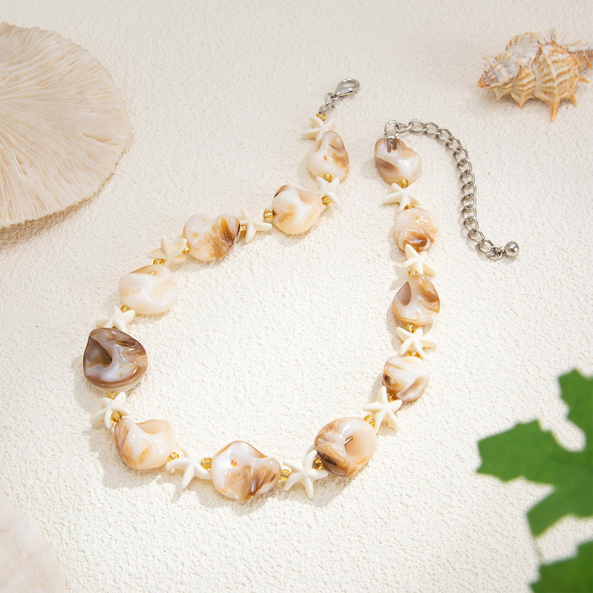DEVINOTE Starfish Shell Necklace for Women Colorful Boho Beach Shell Beaded Choker Neckalce Trendy Adjustable Summer Vacation Jewelry Gift