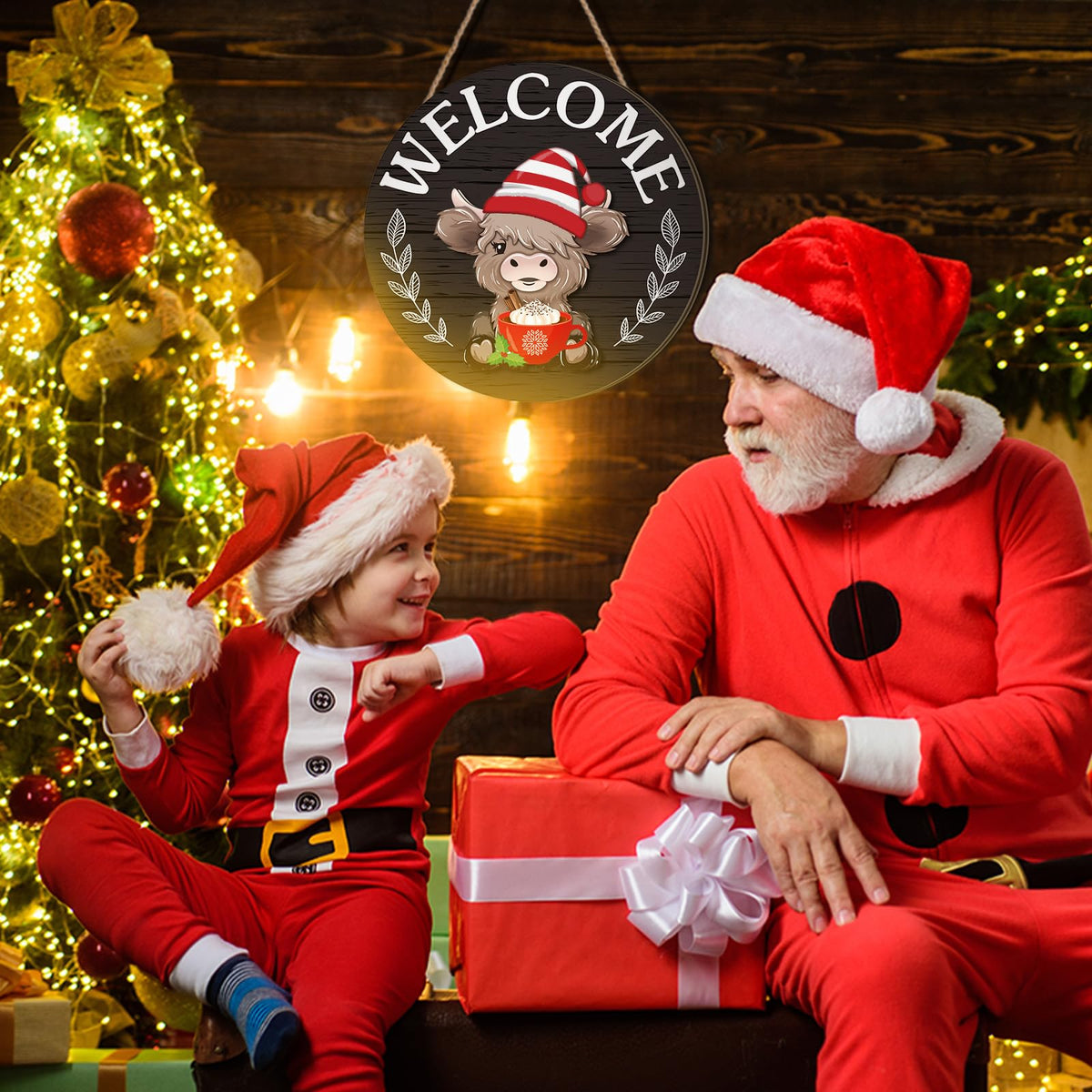 Vicenpal 35 Pcs Patriotic Interchangeable Highland Cow Welcome Sign 4th of July Highland Cow Seasonal Wooden Hanging Door Decor Farmhouse Hanging Sign for Seasons Holiday Party Decor