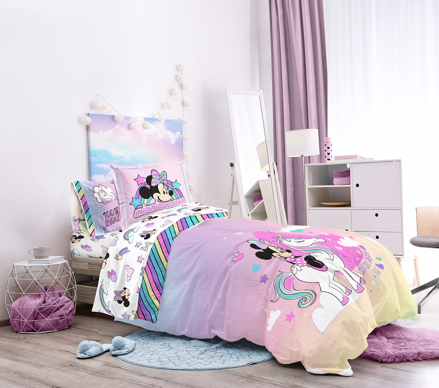 Jay Franco Disney Minnie Mouse Unicorn Dreams 7 Piece Full Bed Set - Includes Reversible Comforter & Sheet Set Bedding - Super Soft Fade Resistant Microfiber - (Official Disney Product)