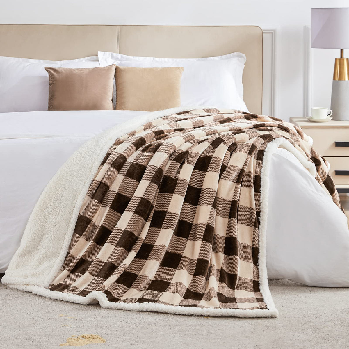 BEAUTEX Sherpa Fleece Throw Blanket, Super Soft Warm Buffalo Plaid Plush Blankets and Throws, Lightweight Cozy Fuzzy Blanket for Couch Sofa Bed (Brown, Throw 50" x 60")