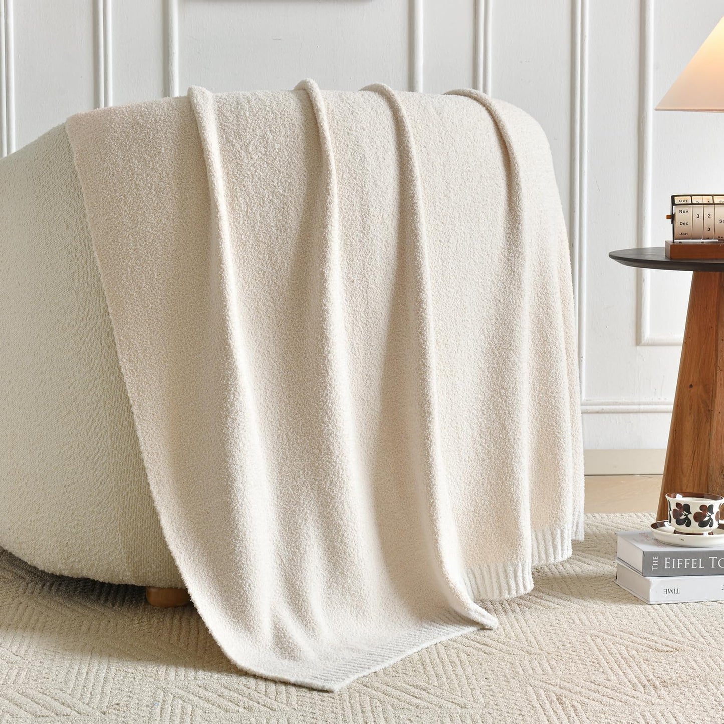 Chunky Knit Boucle Throw Blanket, Soft Washable Coastal Blanket for Bed Couch, Lightweight Cozy Oversized Feather Knit Blanket Indoor Outdoor for Sofa (Ivory White, Throw 50"x60")