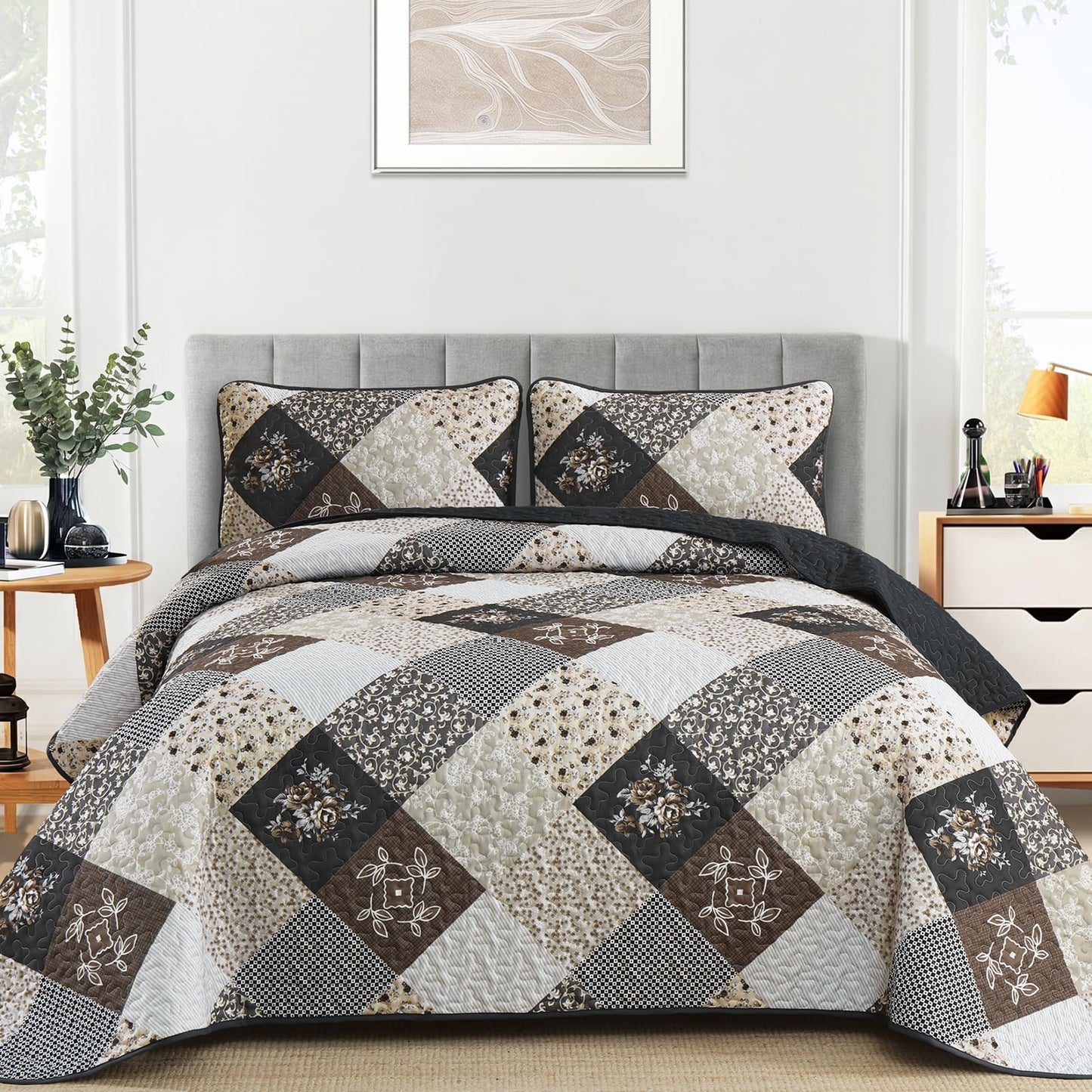 Dinjoy Black Brown Quilt Set King Size,Reversible Floral Plaid Patchwork Pattern Bedding Set Soft Microfiber Lightweight Bedspread Coverlet 3 Piece Spring Summer Use (110"×90")