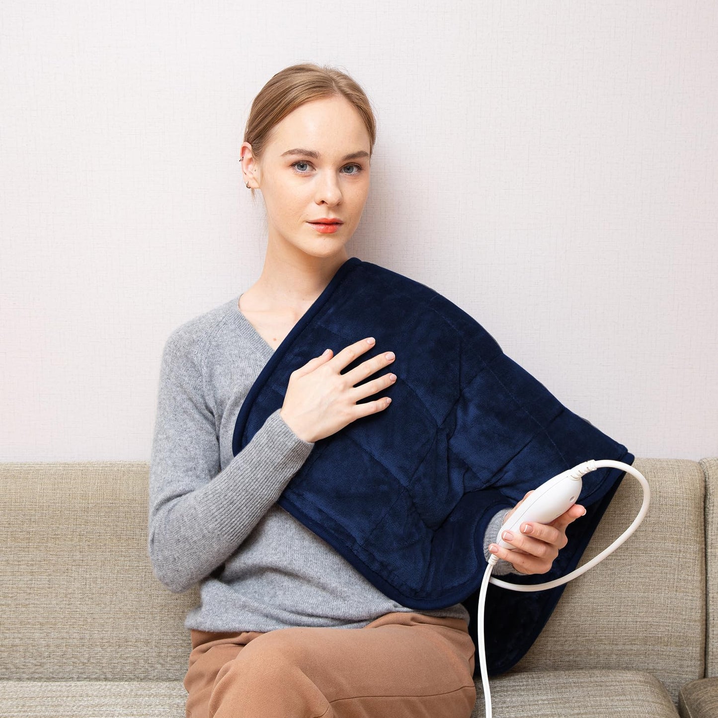 Ambershine 17''x33'' XXXL King Size Heating Pad with 12 Temperature Settings & 4 Auto-Off Countdown Timers, Pain Relief for Back/Neck/Shoulders/Abdomen/Legs, Christmas Gifts for mom dad (Dark Gray)