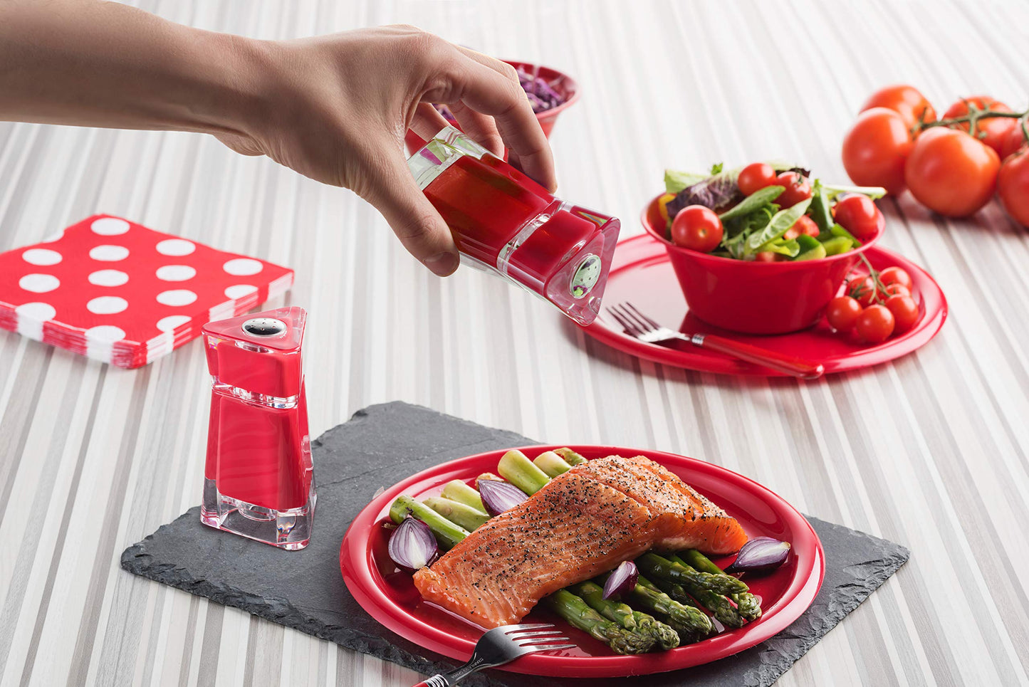 MITBAK Acrylic Red Salt and Pepper Shakers (2 Piece Set) | Elegant Salt and Pepper Dispensers with Perfectly Sized Holes for Evening Seasoning | Stylish Kitchen Accessories Utensils