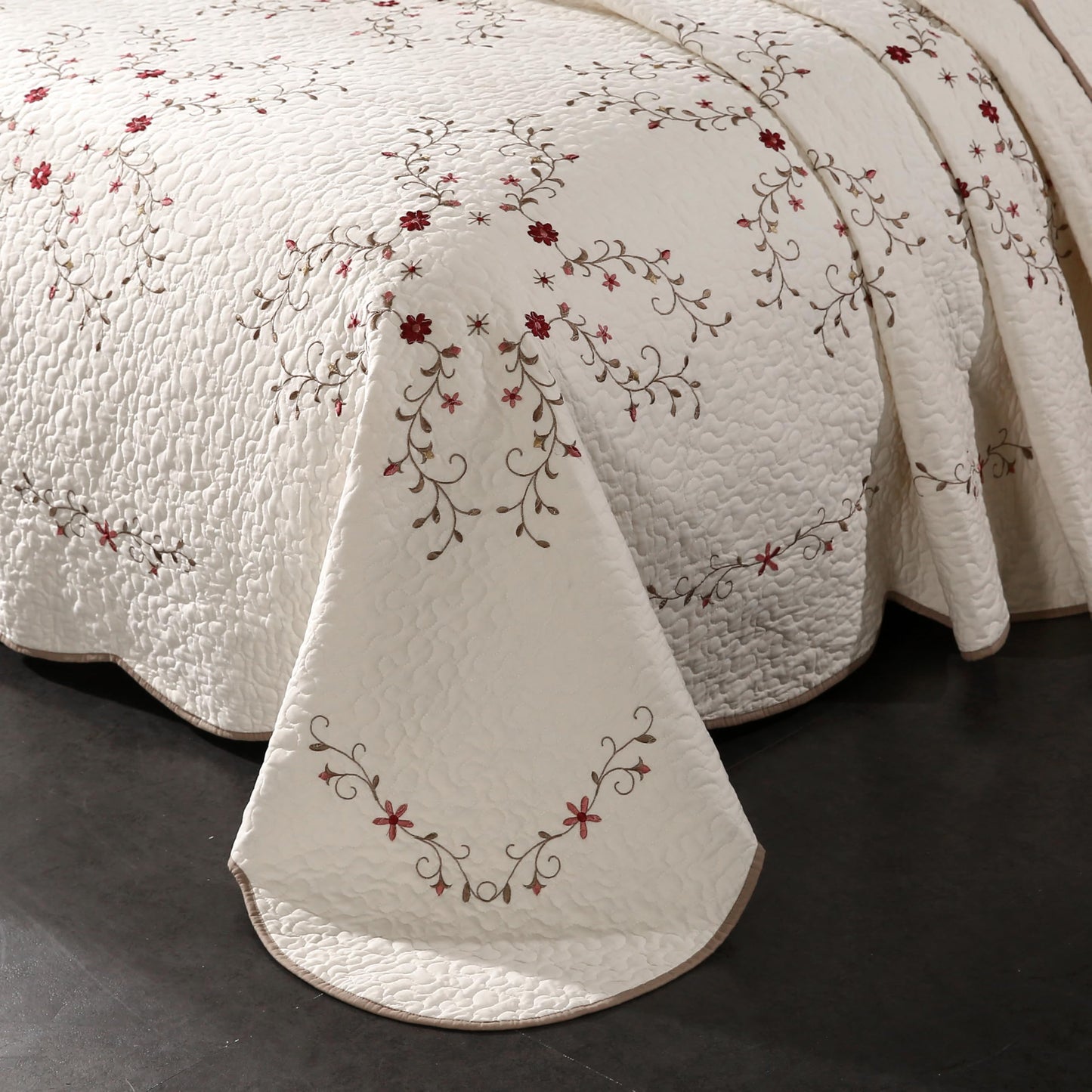 Quilt Set Floral Leaves 3D Embroidery Pattern 3 PCS Cotton Reversible Quilted Embroidered Decorative Bedspreads Coverlet Set, Lightweight &Soft Queen Size Beige Bedding Coverlet for All Season