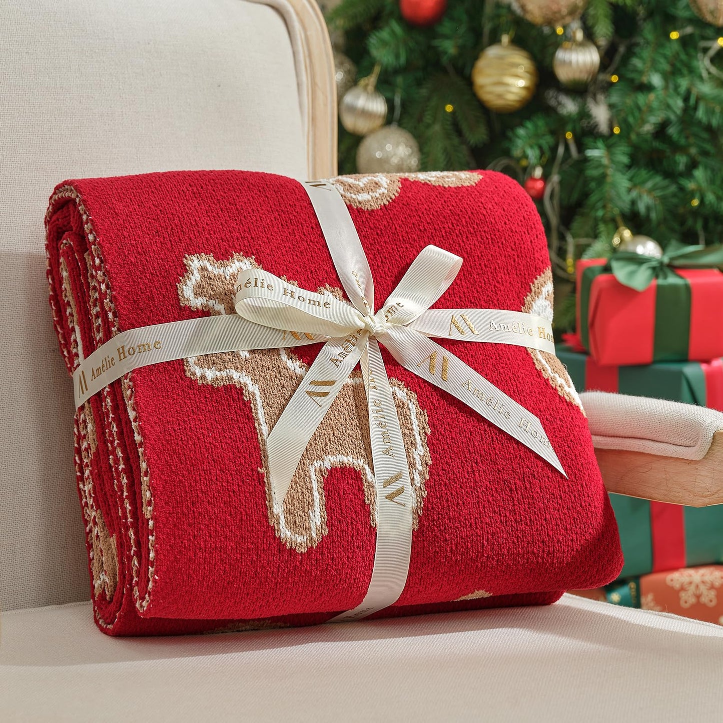 Amélie Home Christmas Knit Throw for Couch, Reversible Soft Cozy Chenille Blanket for Home Decor Gift for Family, 50" x 60", Christmas Gingerbread Cookie