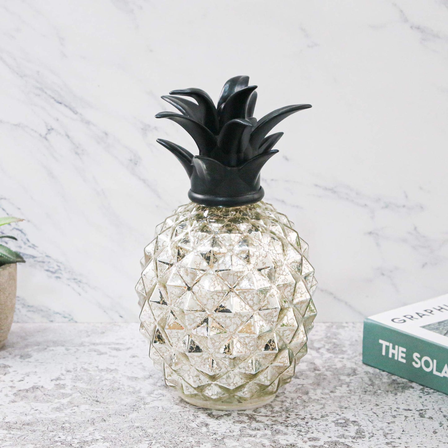 Romingo Mercury Glass Pineapple Lamp 9 Inch Batteries Operated Night Light with Timer for Living Bed Room, Women's Gift for Wife Girl Friend Silver
