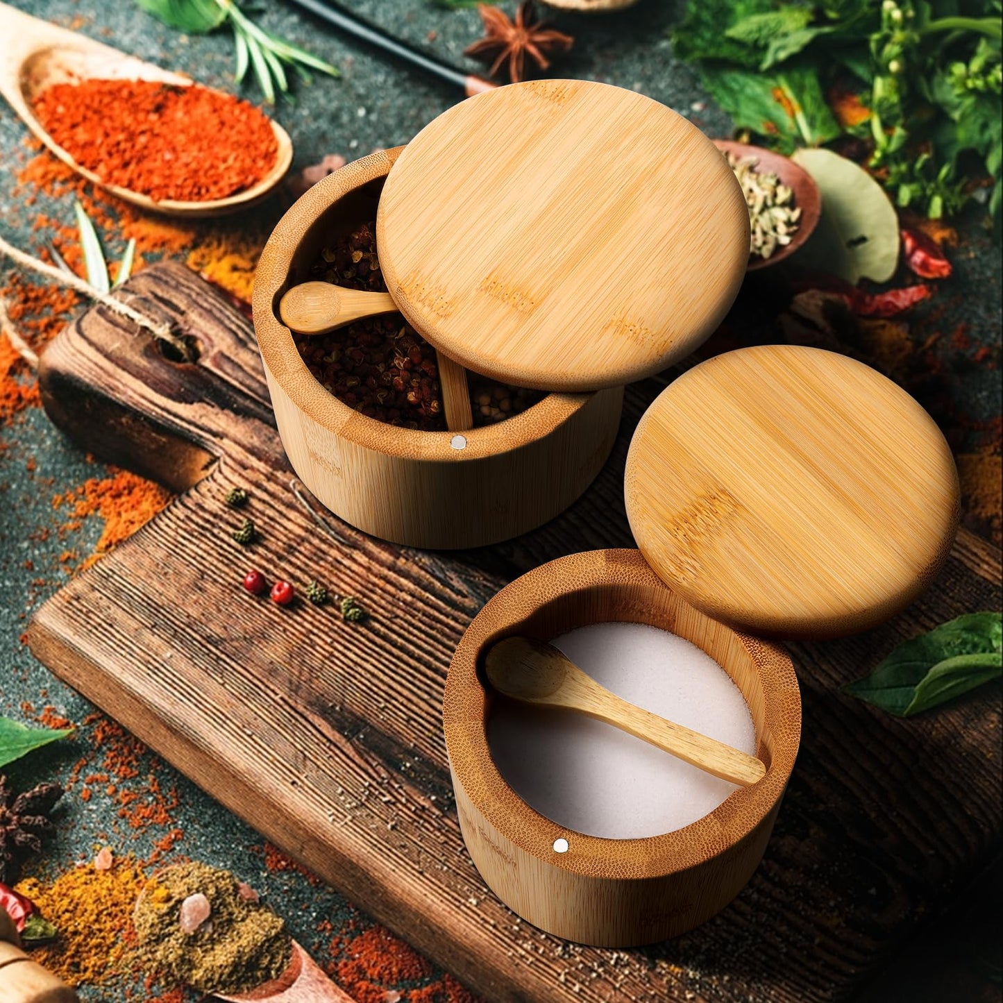 RAETTER.LY Natural bamboo Salt and Pepper Bowl, Bamboo Salt Cellar and Spices Storage Box With Built-in Spoon and Magnetic Swivel Lid (Two Compartments)