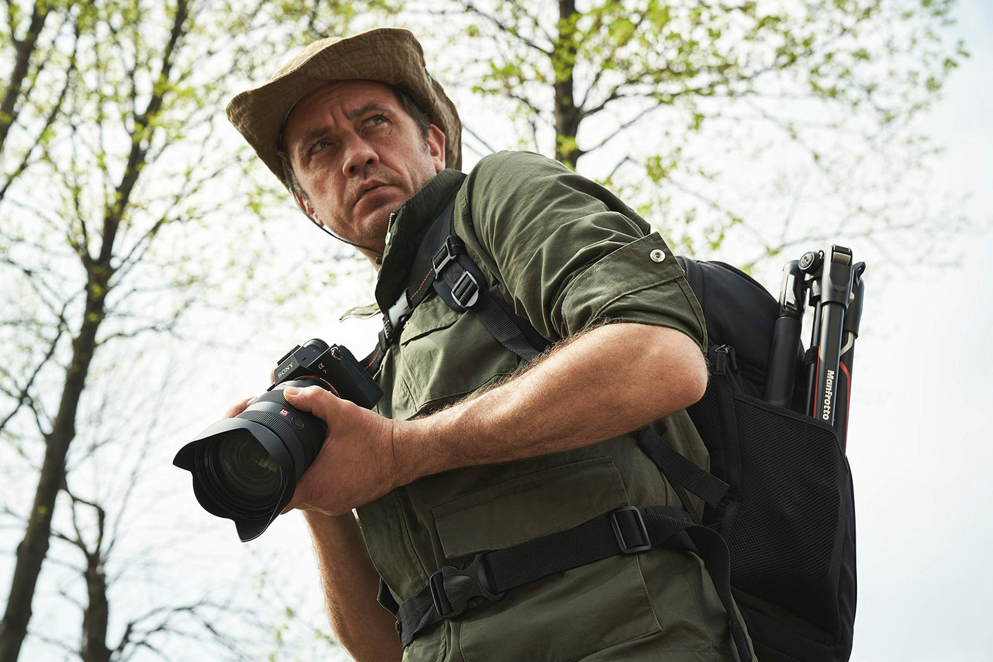 Sony a7R III Mirrorless Camera: 42.4MP Full Frame High Resolution Interchangeable Lens Digital Camera with Front End LSI Image Processor, 4K HDR Video and 3" LCD Screen - ILCE7RM3/B Body, Black
