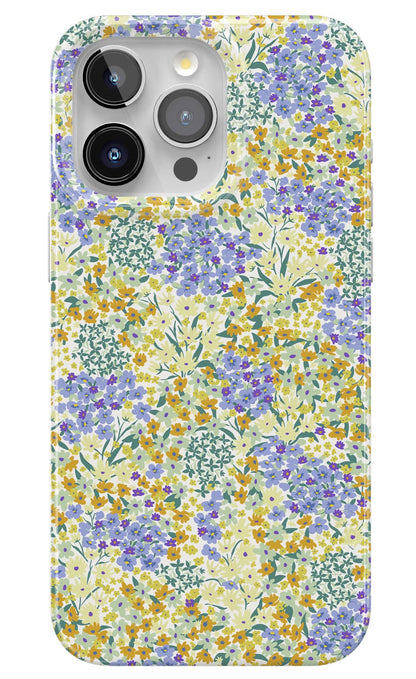Casely iPhone 15 Pro Max Case | Nantucket Cottage | Blue Hydrangea | Compatible with MagSafe | Classic Ultra Slim Design