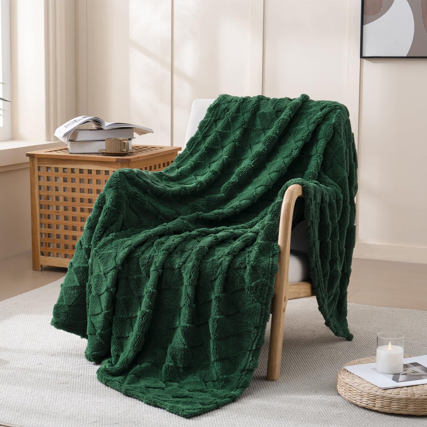 GreenThrow Blanket for Couch Sofa Bed 60x80 inches,Fleece Blankets Microfiber Flannel with Diamond Checkered Pattern Lightweight Plush Soft Cozy Gifts for Women Mom Girls
