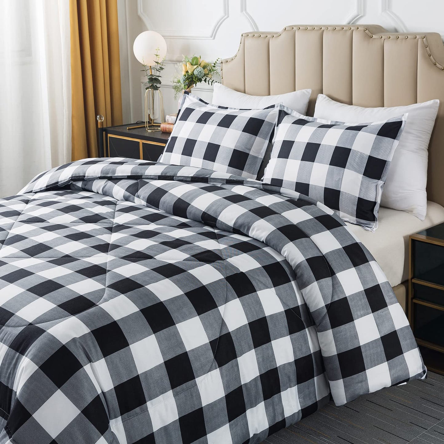 Caressma Buffalo Plaid Comforter Set Queen, Black White Buffalo Plaid Comforter Bedding Set for All Seasons, Classic Gingham Pattern Print Soft Microfiber 3 Pieces Comforter with Pillowcases