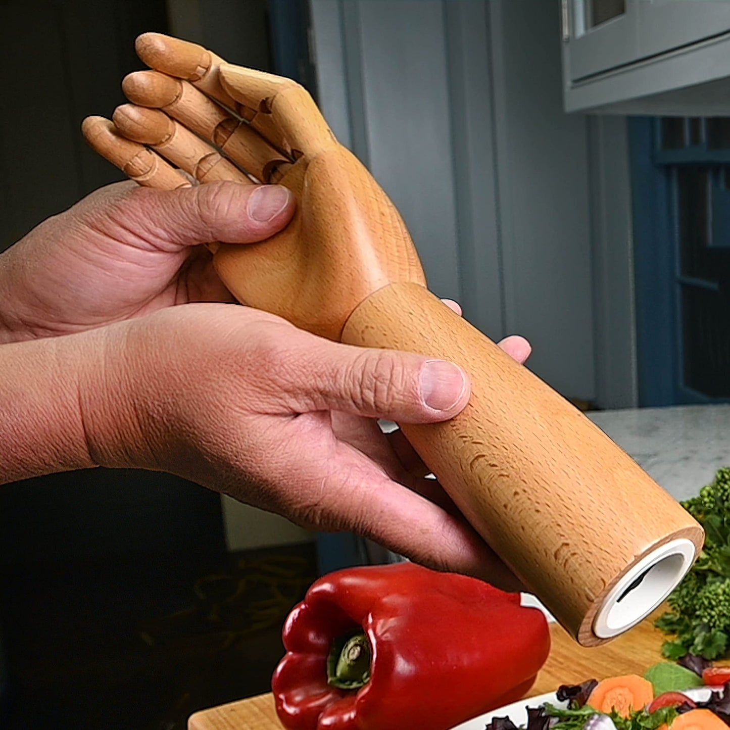 MOBI Handy Salt 'N Pepper Mill Right Hand Mill …