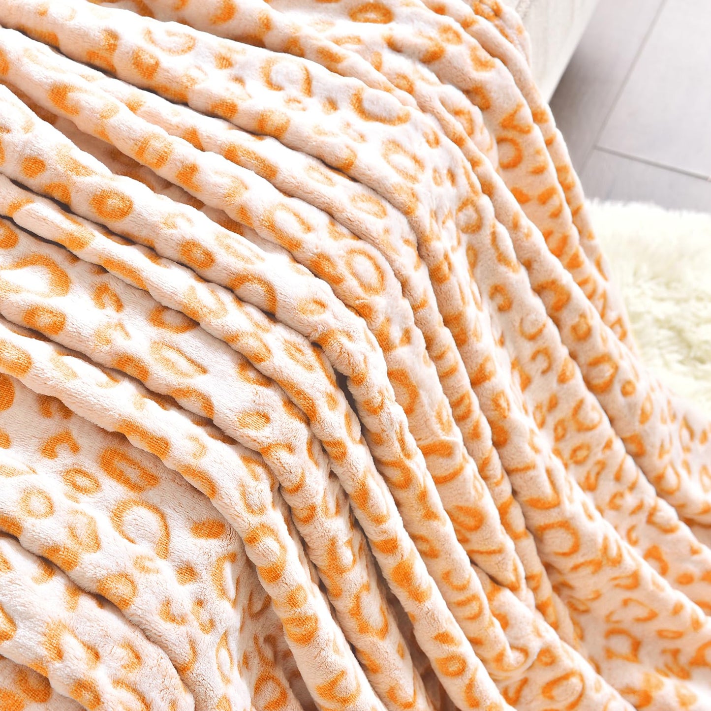PLEASANT BOULEVARD | Leopard Throw Blanket Fleece, Premium Lightweight Cozy Warm Plush Microfiber Bedspread for Couch Sofa and Bed (Orange, Throw (50 x 60 inches))