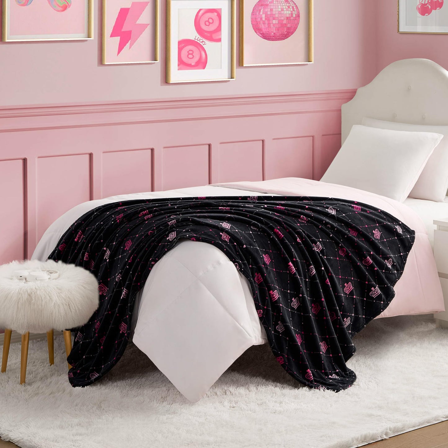 Juicy Couture Elegant Crown Diamond Ombre 50" x 70" Plush Throw Blanket, Black - Decorative Blankets for Sofas, Throws for Chairs, and Beds