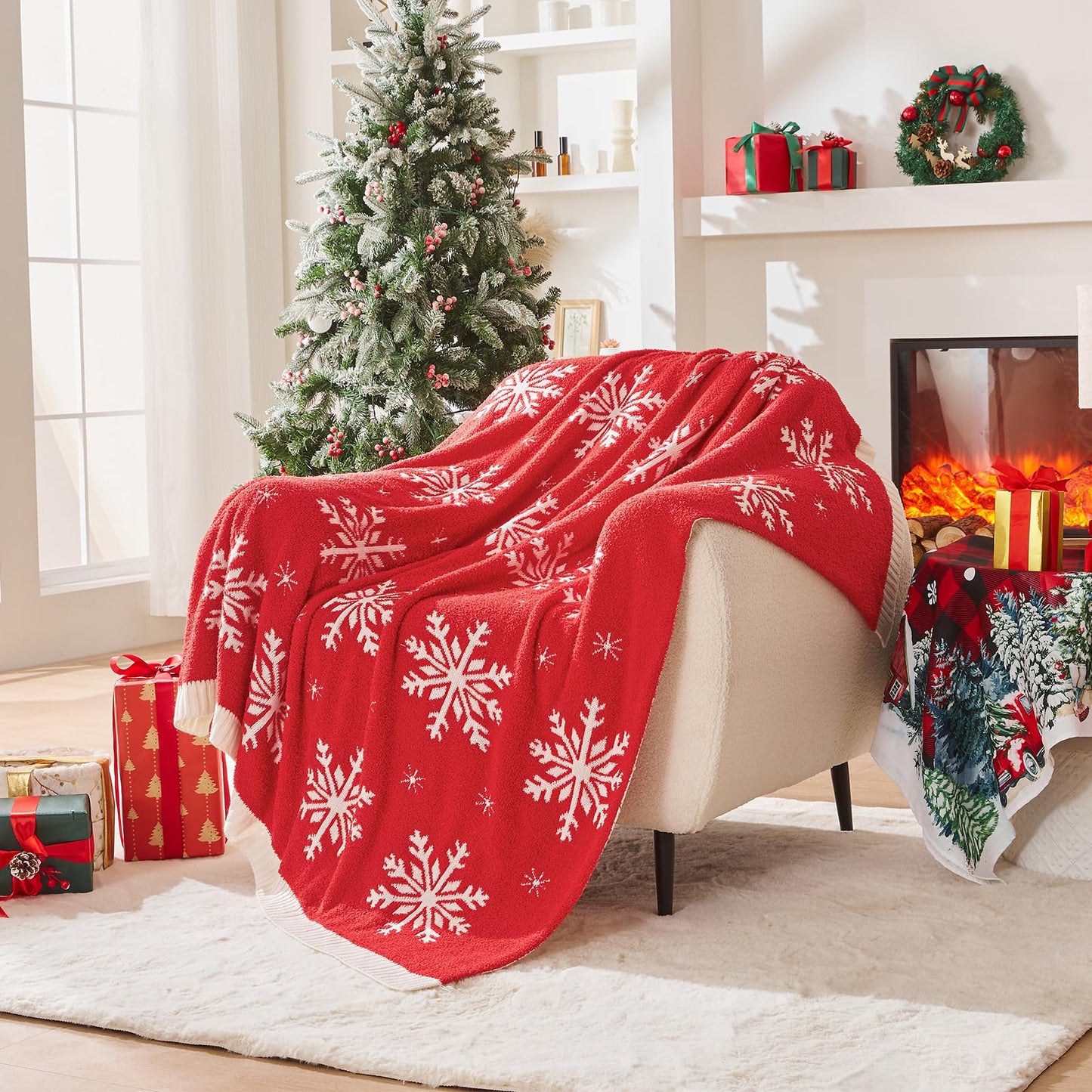 Douceur Christmas Snowflake Throw Blanket, Ultra Soft Red Fluffy Festival Blanket, Reversible Cozy Decorative Blanket for Bed Couch Sofa, Super Soft Indoor Living Room Plush Throws, 50"X60"