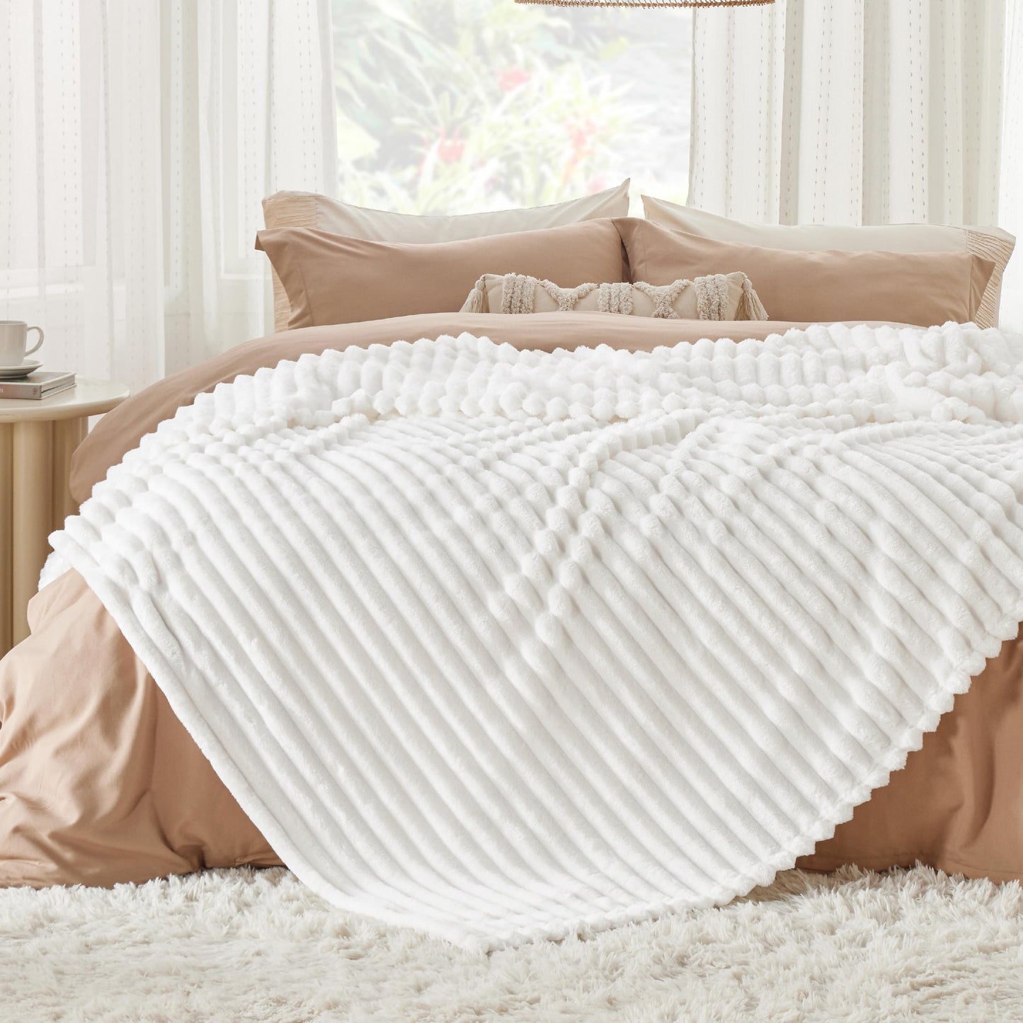 Bedsure King Size Blanket for Bed&King Size Blanket for Bed, White, 108x90 Inches