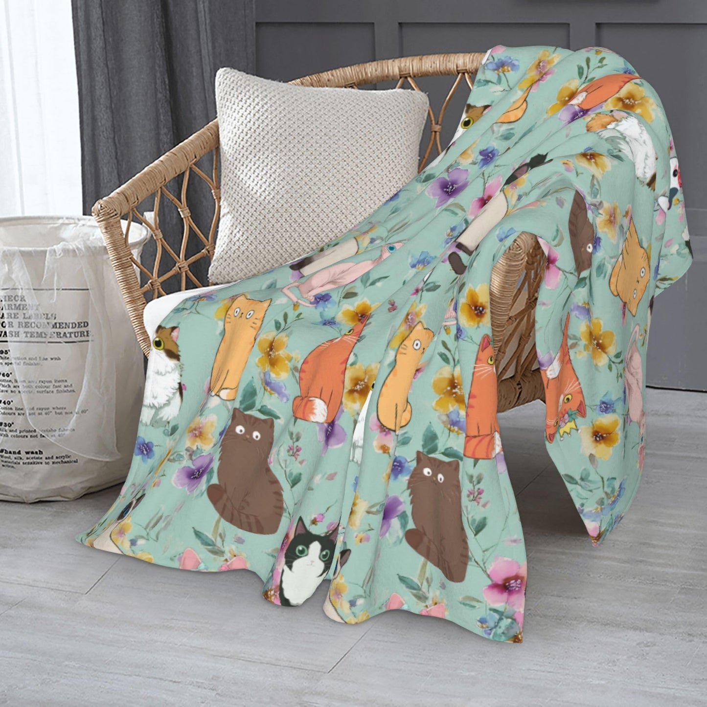 Cute Cat Floral Flannel Blanket Throw Soft Cozy Blanket for Living Room Couch Sofa Bed 50 x 60 Inches