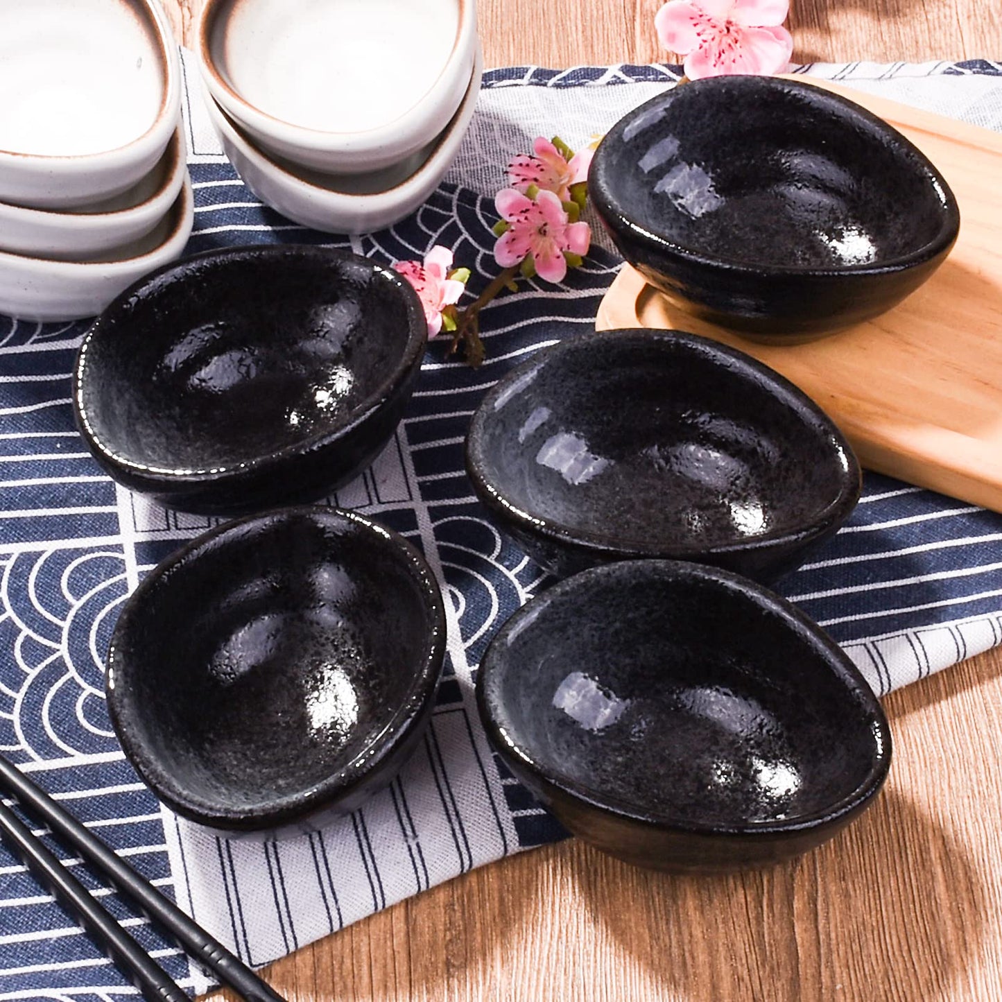 LMRLCS Japanese Dipping Sauce Bowls Elliptical Porcelain Soy Sauce Dish Sushi Dish Ceramic Asian Sauce Bowls Set of 5 for Vinegar,Oil,Salt,Salad Soy Sauce,Wasabi, Black