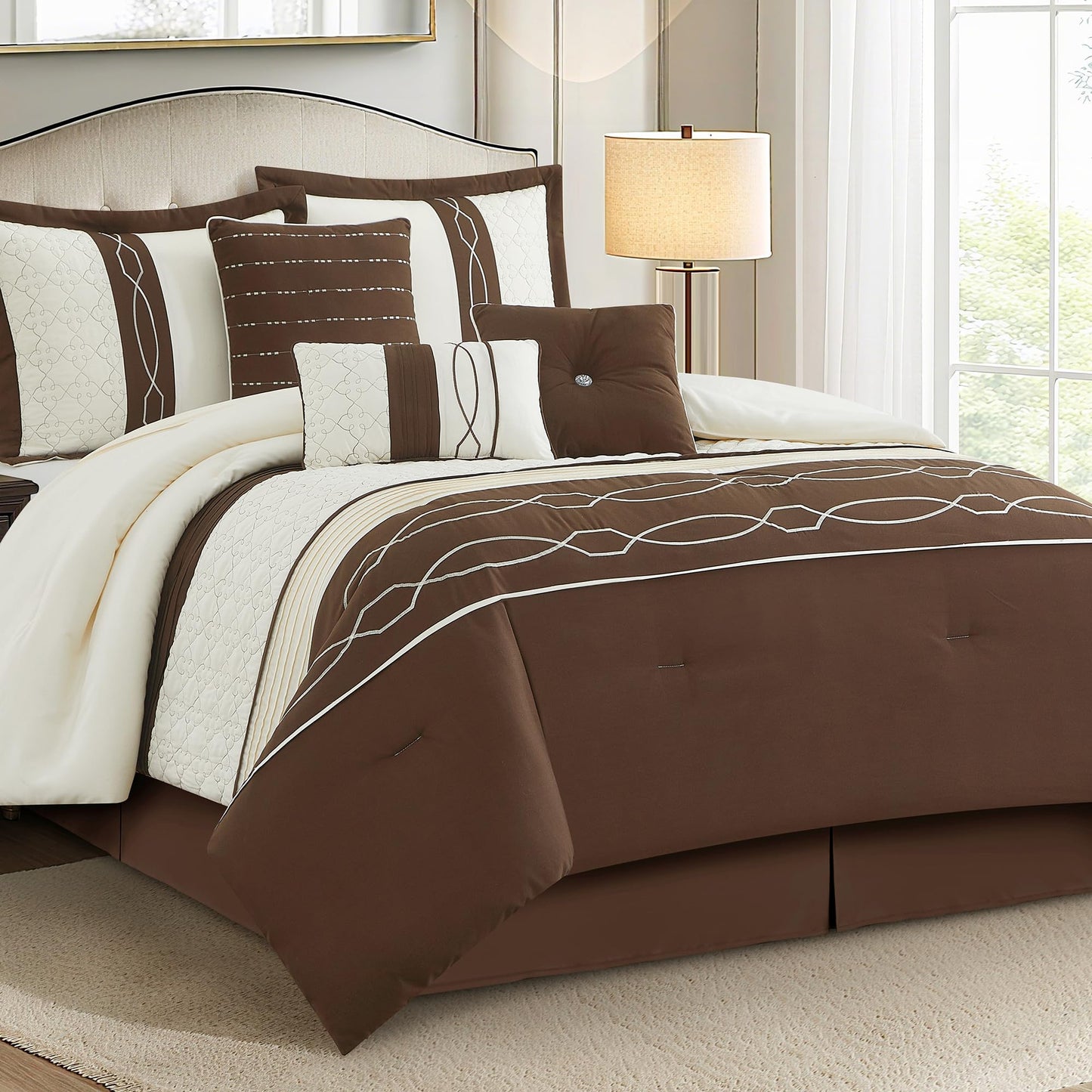 LANCO MODERN LIFESTYLE 7 Piece Comforter Set, Queen, Brown Geometric Clip Design, 100% Polyester, Luxury All Seasons Bed Set Includes Comforter, Bed Skirt, Pillow Shams, and Decorative Pillows