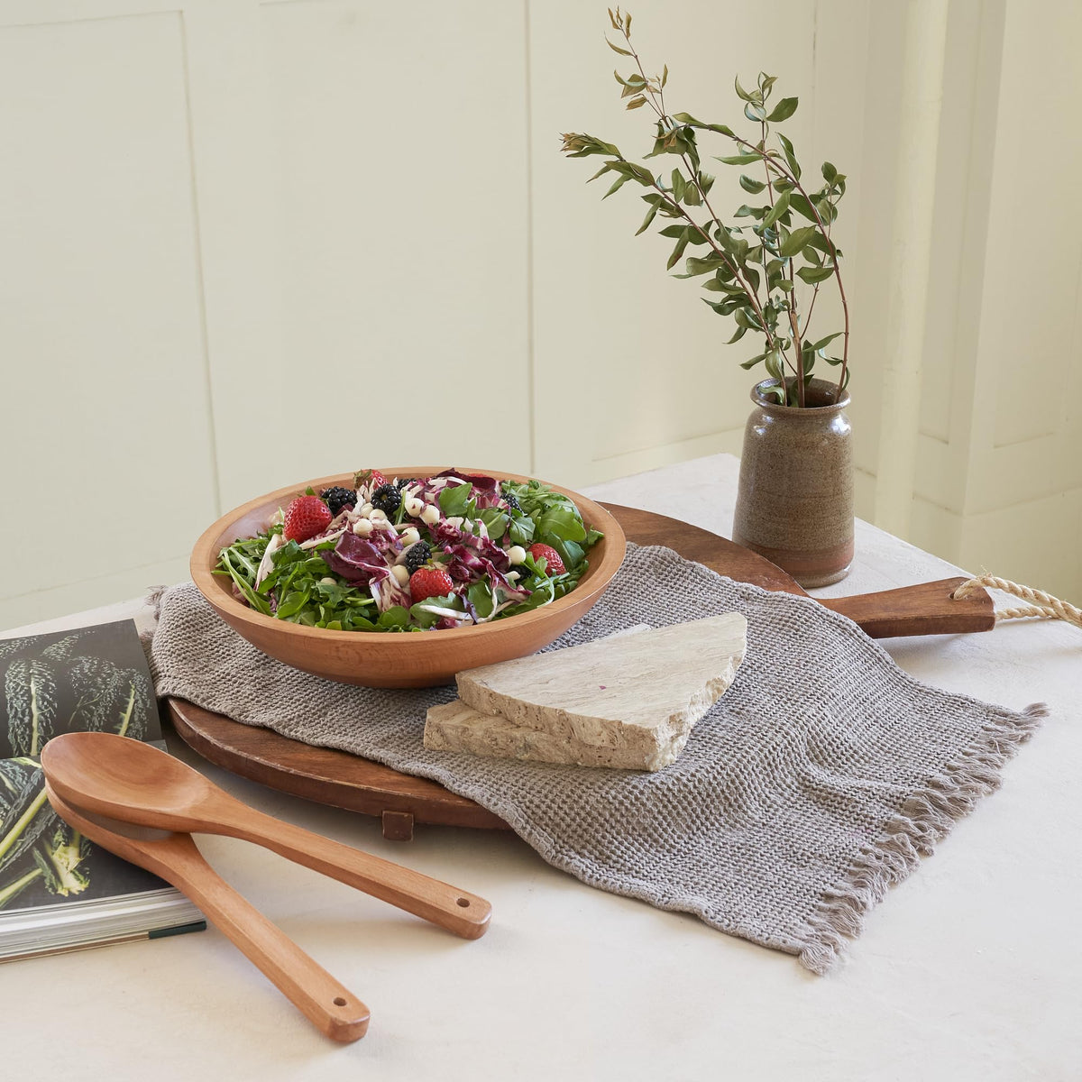 KIBAGA Extra Large Wooden Salad Bowl Set With Serving Utensils - A Beautiful Party Salad & Fruit Bowl With Serving Spoons Perfect for Your Dinner Party - Decorative & Practical Kitchen Must-Have