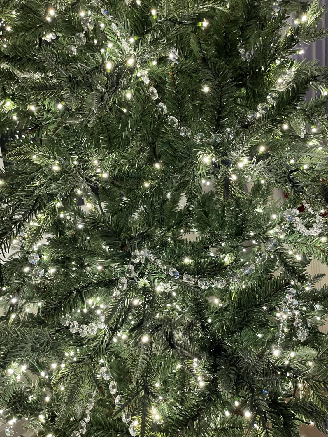 33ft Acrylic Crystal Beads Garland 14mm Chandelier Gem Beads Chain Hanging Crystals Beads Strings for Wedding Party Manzanita Centerpiece Christmas Tree