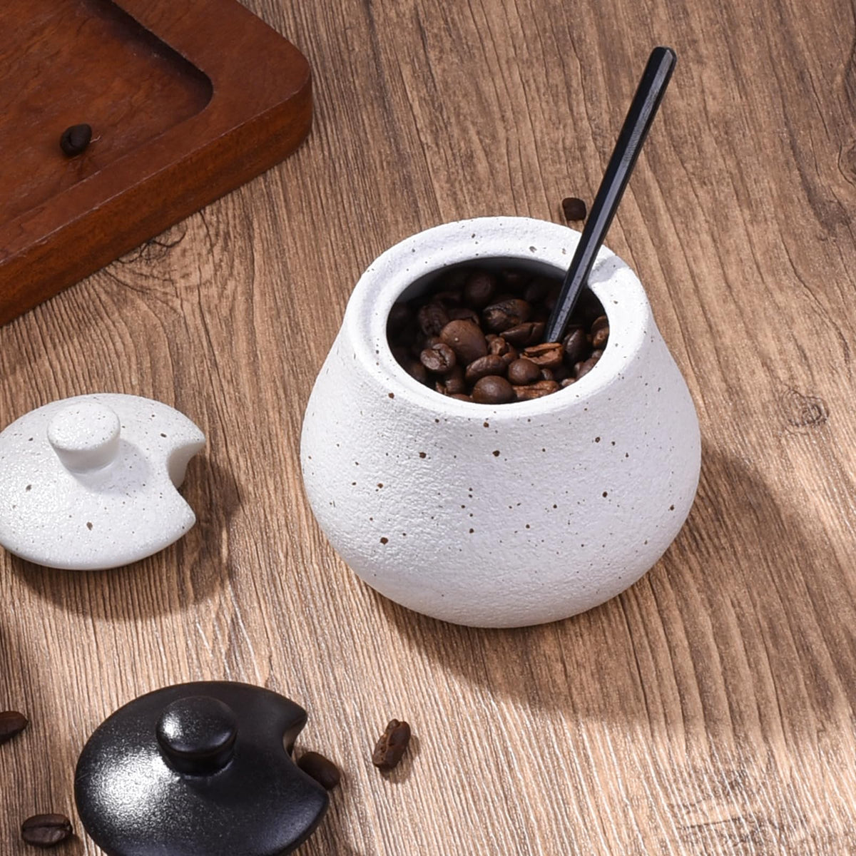 BOSILI Ceramic Sugar Jar Set of 2, Condiment Canisters with Lids and Spoons, Black and White Storage Containers for Sugar, Salt, Spices and Jam
