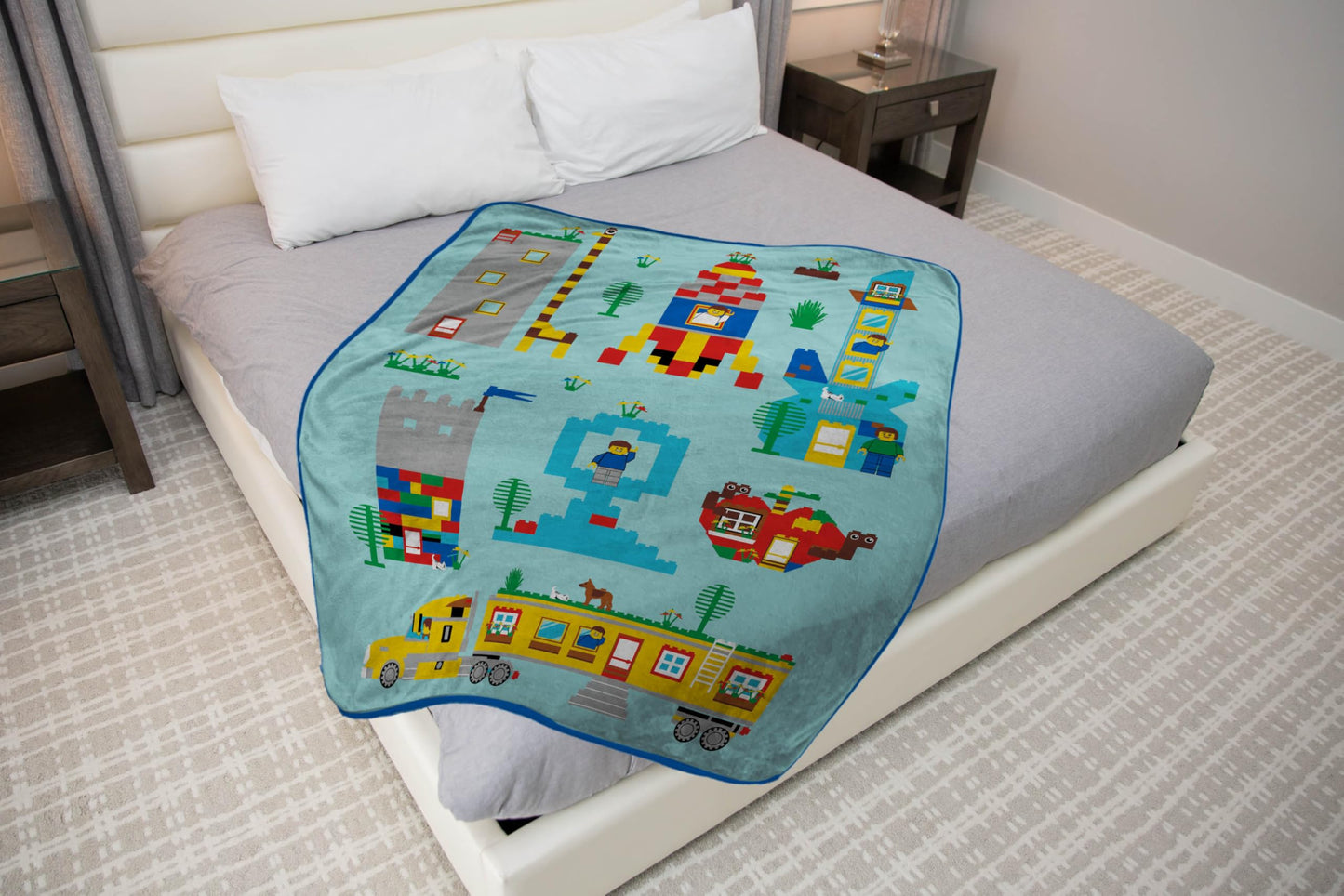 Jay Franco Kids Plush Throw Blanket – Soft & Cozy Fleece Throw for Bedroom & Couch Décor, Official Licensed Product, Blue - LEGO®, 46x60 - Throw Blanket