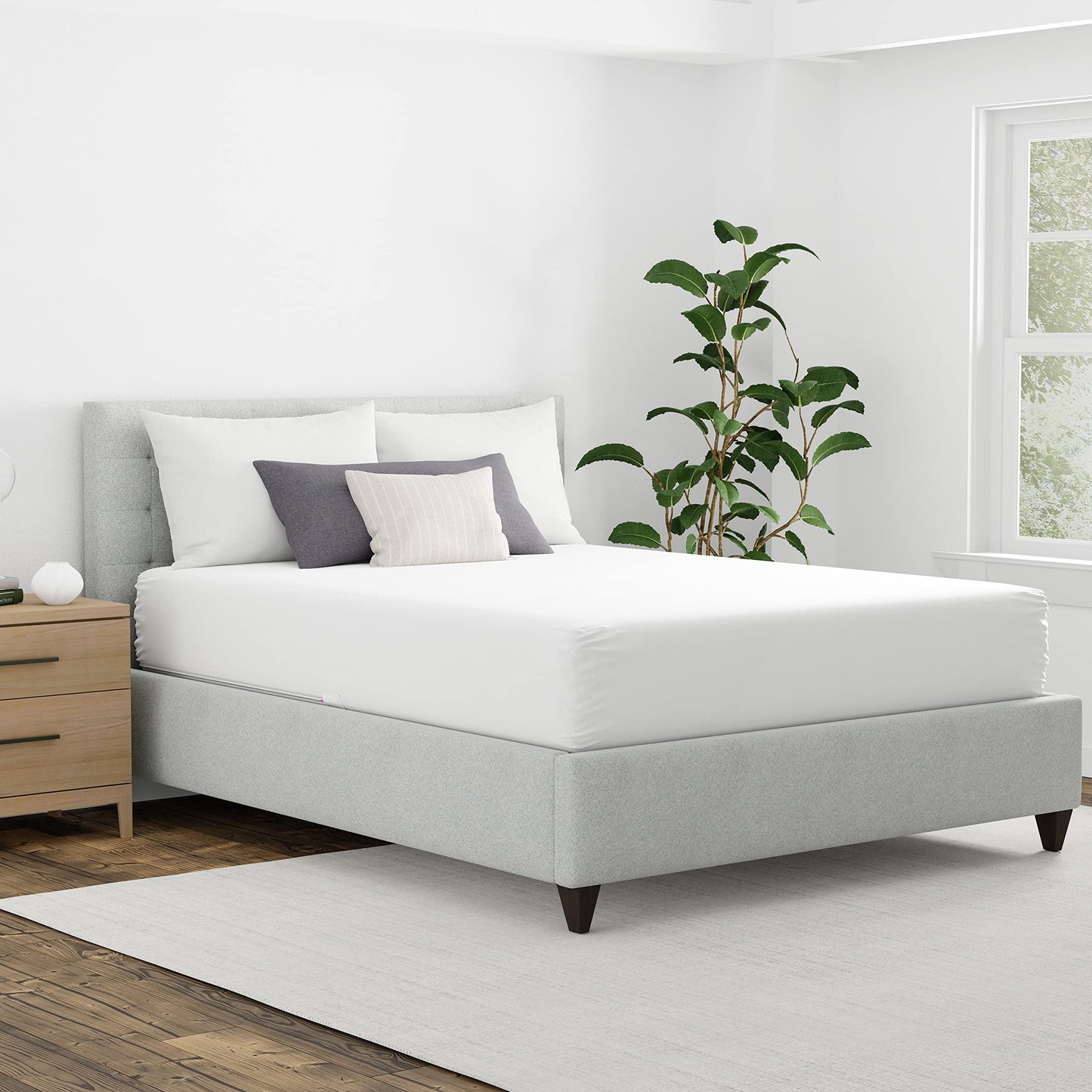 AllerEase Maximum Allergy Mattress Protector, Queen Size