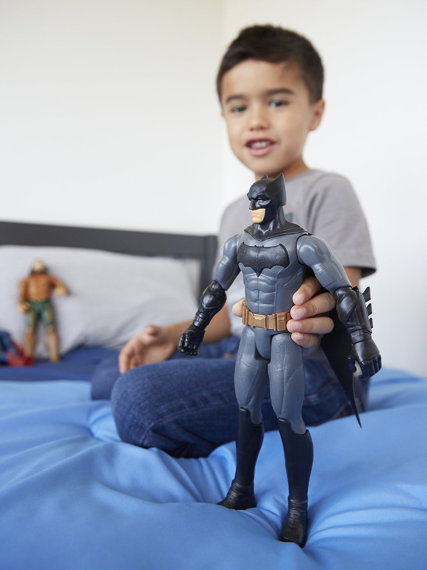 Mattel FGG79 - Batman 12 Inch Action Figure - Justice League Toy - DC Comics Dark Knight 30 cm