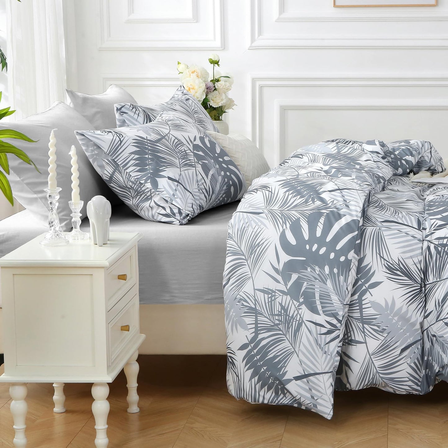 MUXHOMO Black&Grey Bed in a Bag Queen 7 Pieces, Queen Comforter Set Reversible Botanical Flowers Design, Ultra Soft & Breathable Bedding Sets with Comforter, Sheets, Pillowcases & Shams