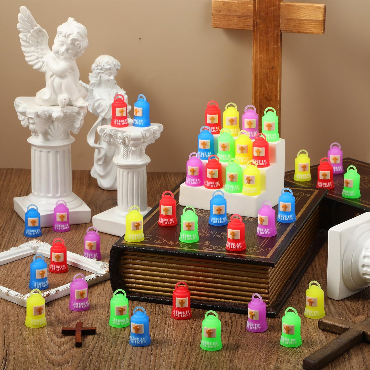 Halloscume 100 Pcs Vbs 2026 Jesus is The Light Lanterns Figures Glow in Dark Jesus Lights The Way Sign Christian Religious Gift Hide and Seek Sunday School Favor (Partially Glowing,Multicolor)