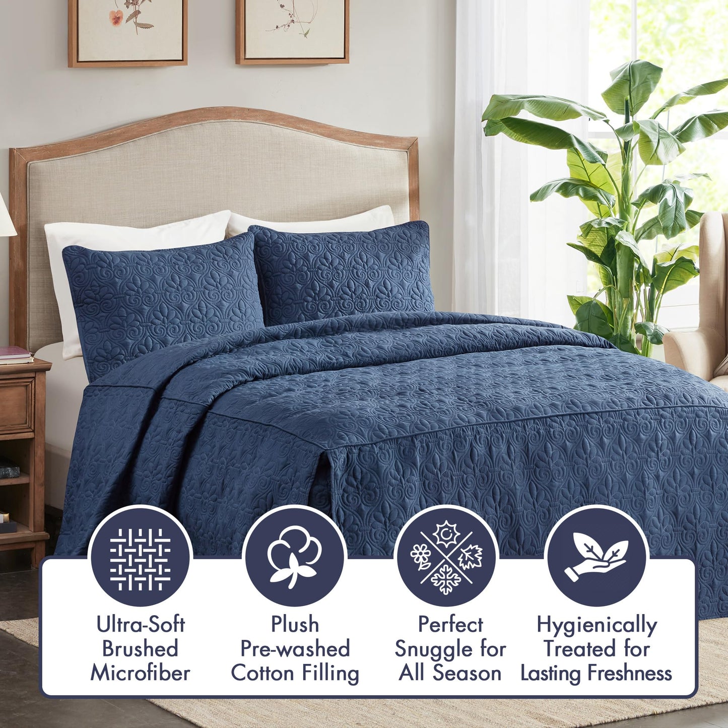 Madison Park Quebec Split Corner Quilted Bedspread Classic Traditional Design All Season, Lightweight, Bedding Set, Matching Shams, Queen, Damask Quilted Navy 3 Piece