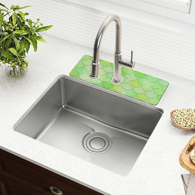 Kitchen Sink Splash Guard 2 PCS 14.7 Inch Sink Faucet Mat Splash Guard