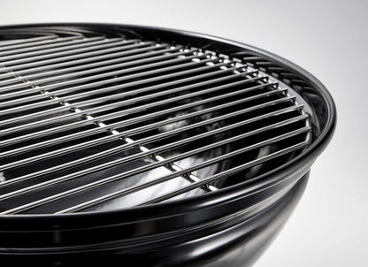 Weber Smokey Joe Charcoal Barbecue/Portable Design, Porcelain-Enamelled Lid & Bowl, 37 cm Cooking Surface, Black