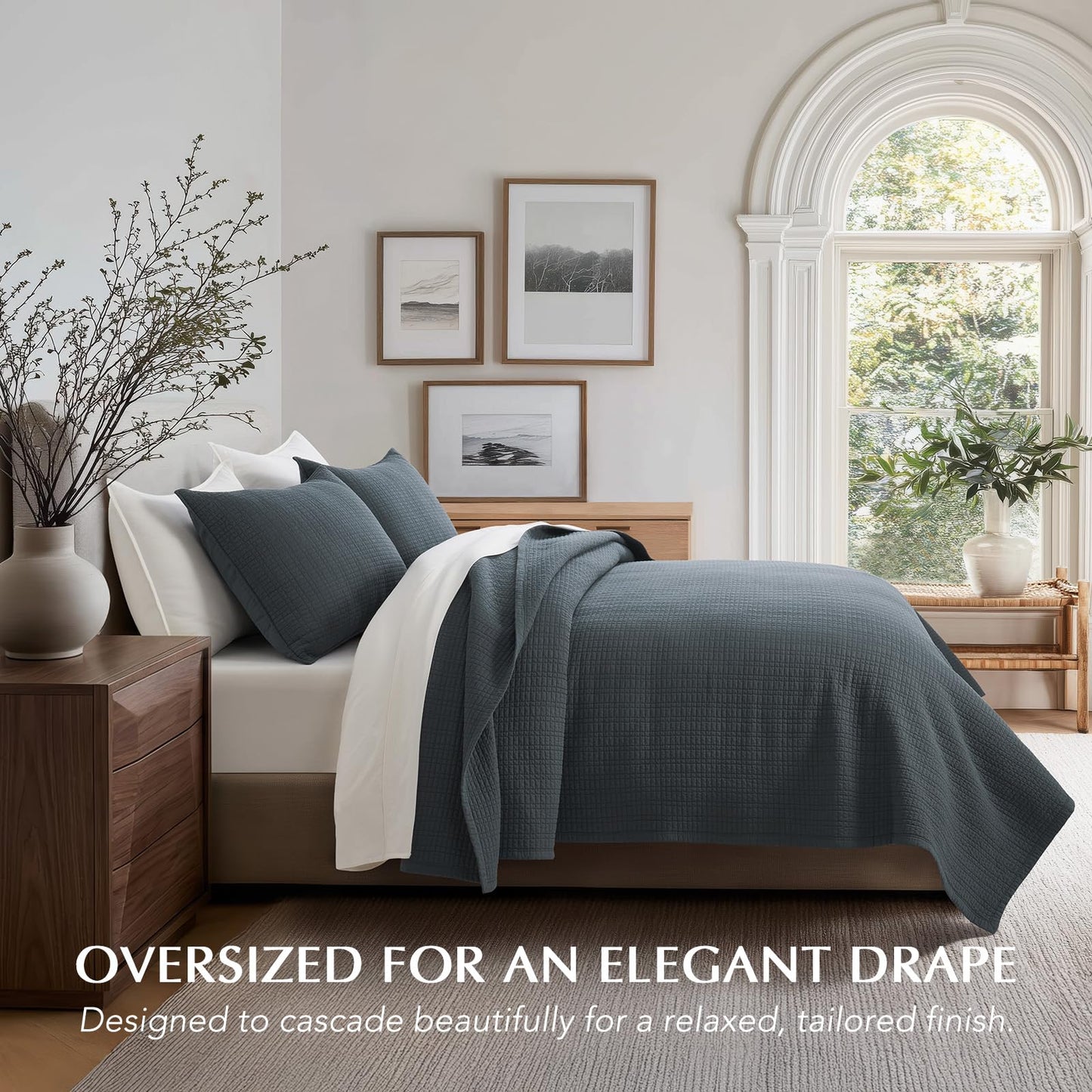 EverGrace 100% Cotton Quilt King Size, Pre-Washed Modern Grid Stitch Lightweight Bedspread Coverlet for All Season, Oversized 3-Piece Bedding Set with 2 Pillow Shams, Midnight Blue