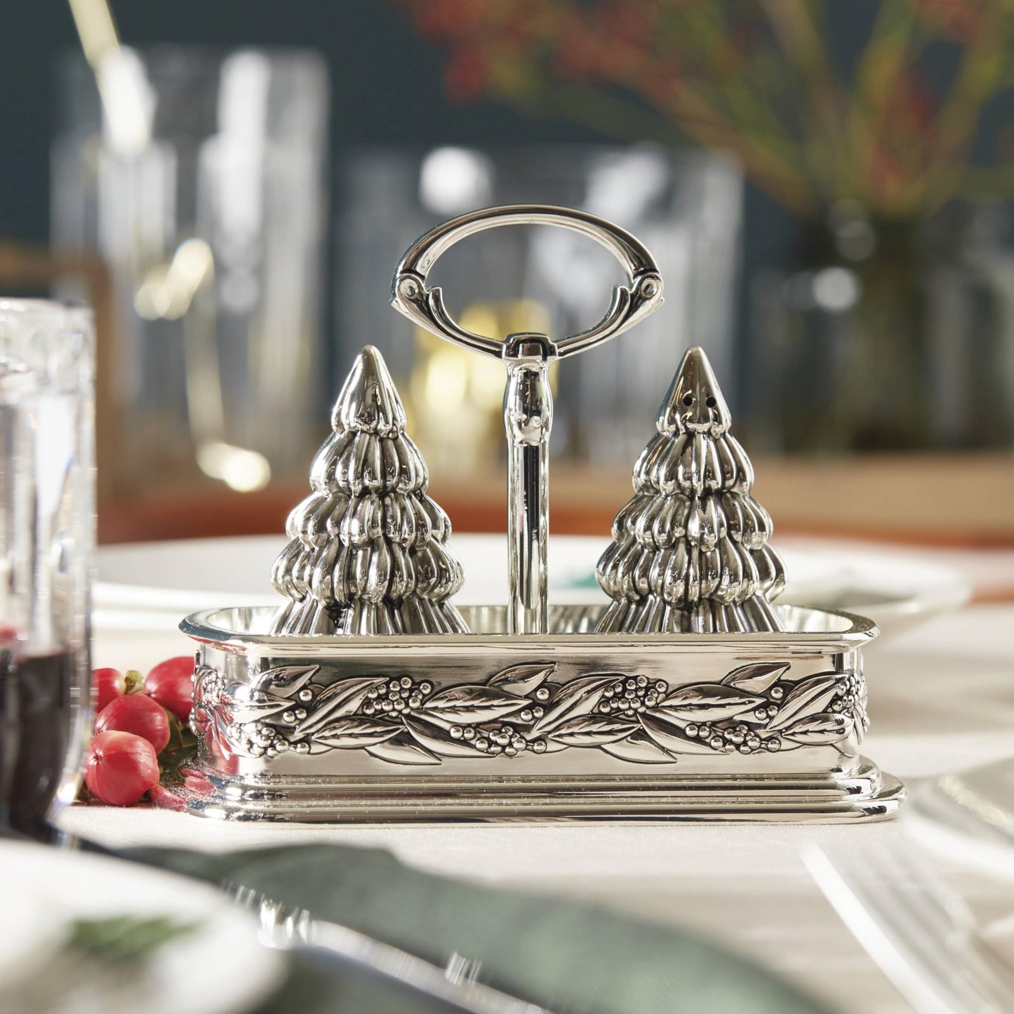 Reed & Barton Snow Berry Salt & Pepper Caddy, 2.60 LB, Metallic