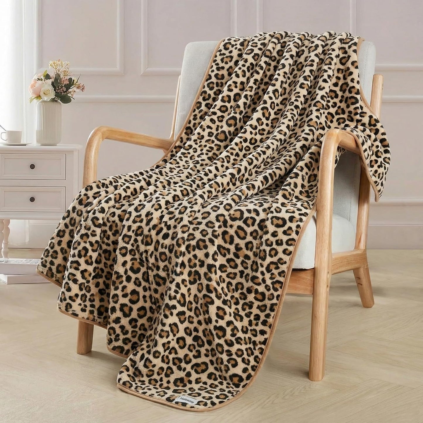 Fleece Throw Blanket 50" x 70" - Soft Cozy Microfiber Plush Blanket, Lightweight Warm Throw for Couch Bed Sofa Chair, All Season Use, Sand Leopard