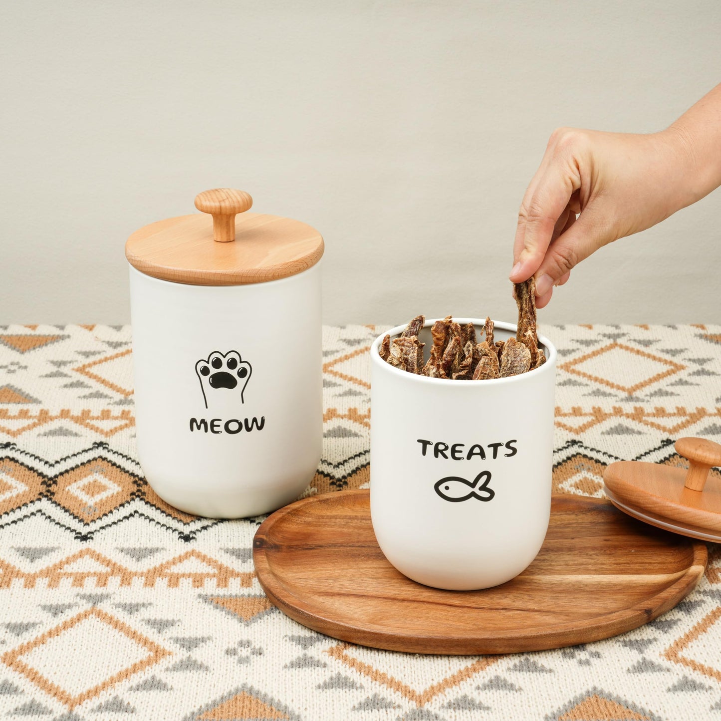 OTTENON Cat Treat Container with Airtight Lid, Cat Food Oganizer Dry Food, Cat Food Storage Containers, Pet Treats Canister, Cat Treat Jar Set of 2-8.3x4.9 & 7.1x4.3 (White)