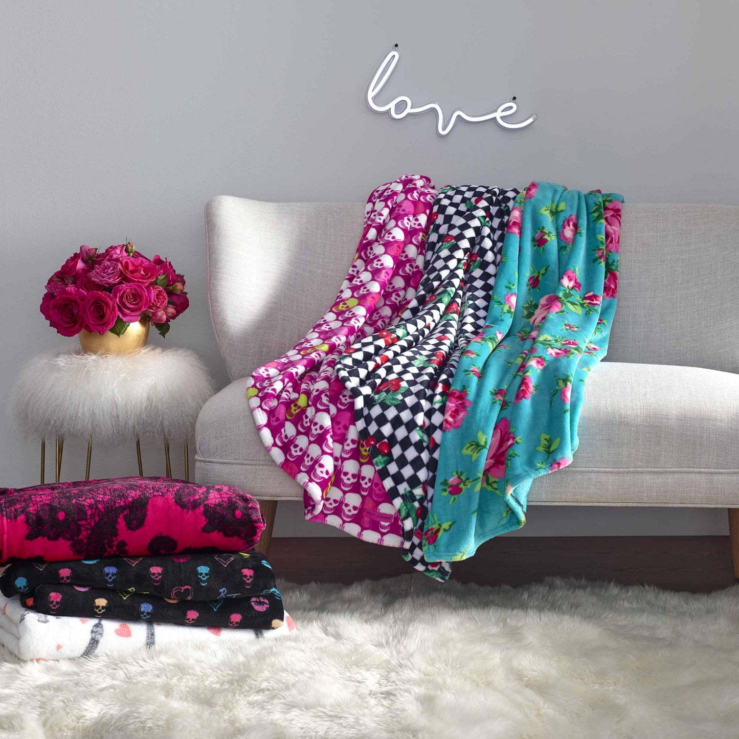 Betsey Johnson - Oversized Throw Blanket 50x70, Ultra-Soft Plush Bedding for Couch or Bed, Cozy & Lightweight, Soft Blanket with Cherry Checker Print (Red)