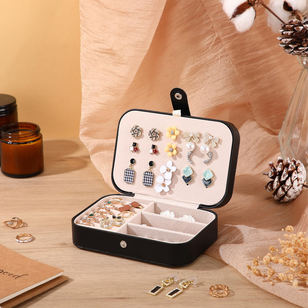 BrightRow Personalized Leather Jewelry Box Bridesmaid Gift Jewelry Organizer with Name & Birth Flower Decal Custom Travel Jewelrys Case Bachelorette Wedding Party Favors Birthday Gift for Women Girl