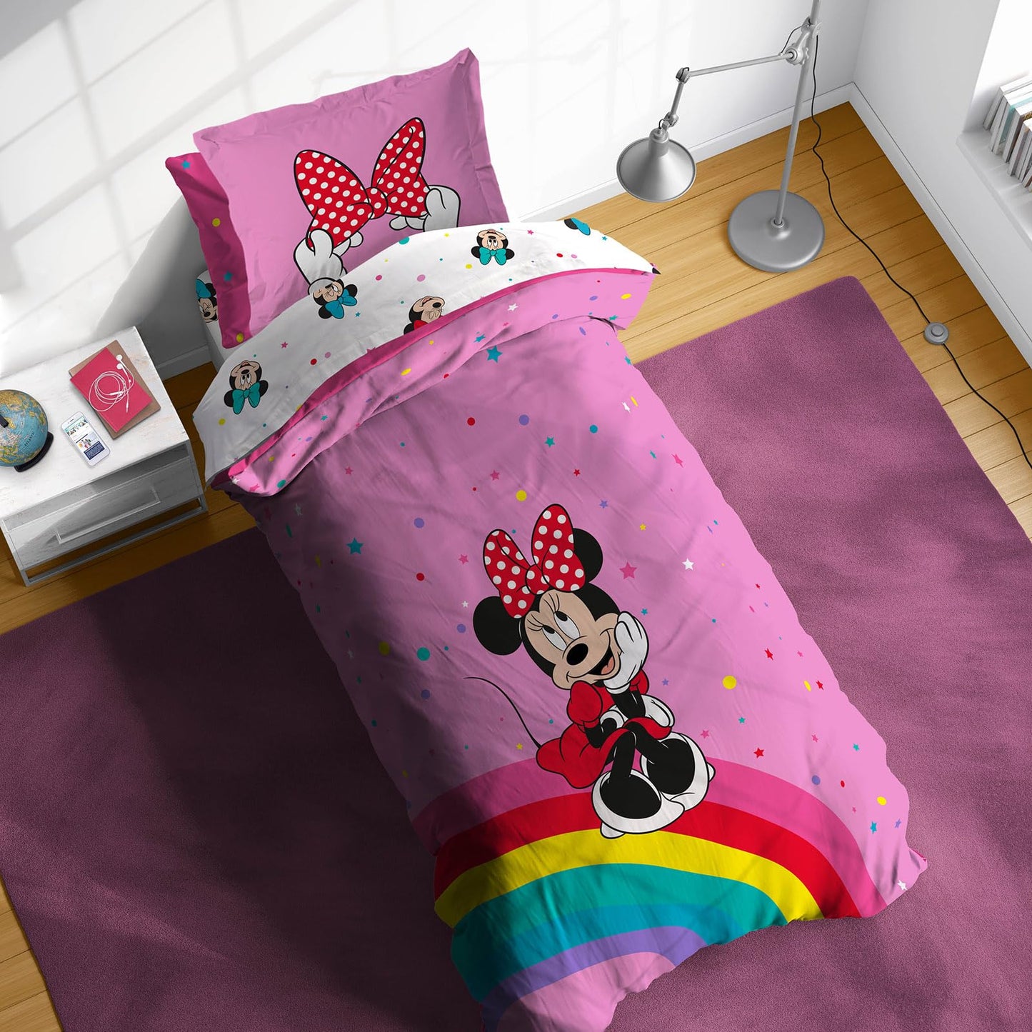 Disney Minnie Mouse Kids Comforter Set Twin - 5 Piece Girls Bed in a Bag, Reversible Comforter, Sheets, Pillowcase & Sham - Super Soft Machine Washable Fade Resistant Microfiber, Oeko-TEX Certified