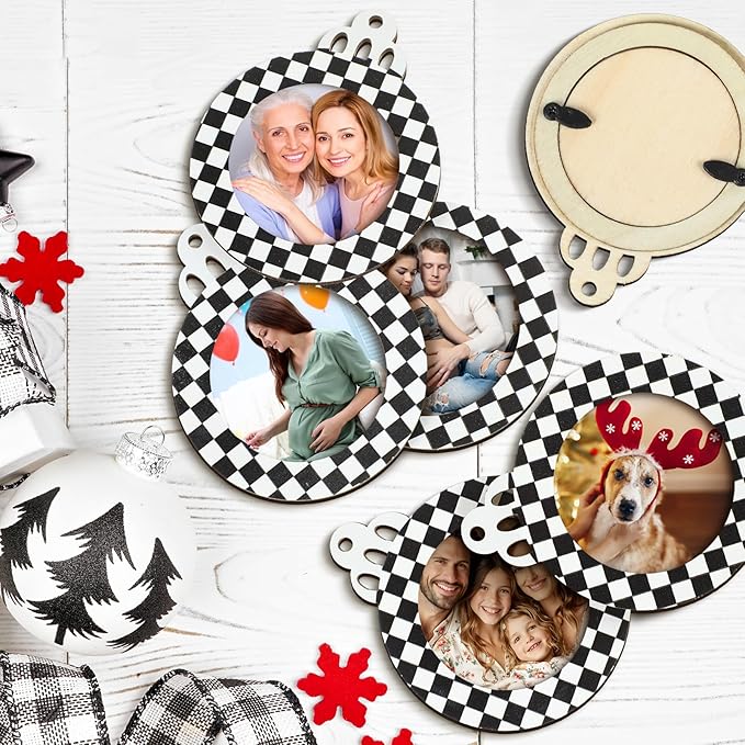 24 Pcs Christmas Pictures Frame Ornaments Bulk Black and White Photo Frames Ornaments Wooden Checkered Christmas to Put Pictures in Stocking Stuffers