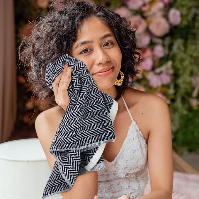 Cleanbear Hand Towels for Bathroom