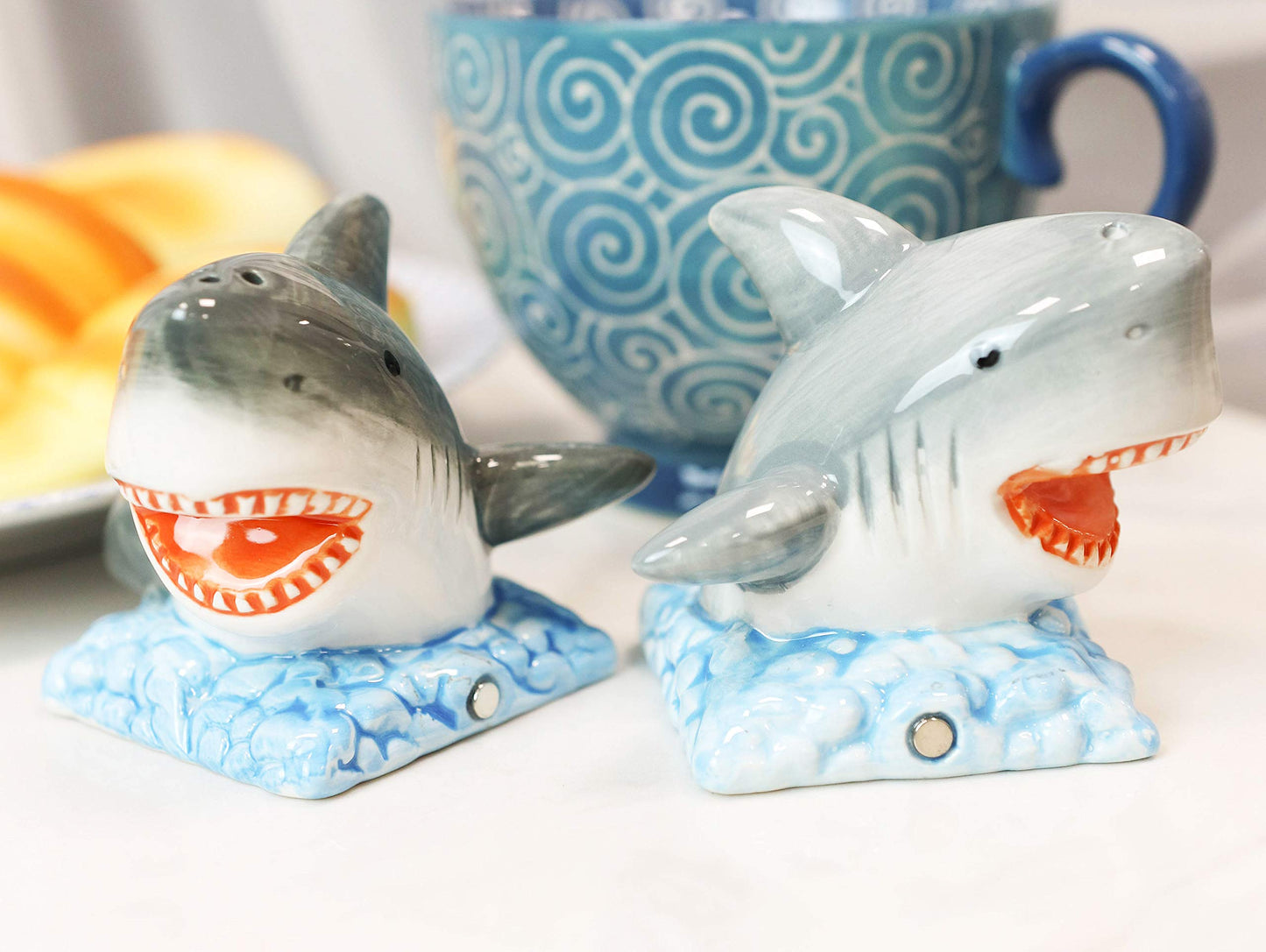 Ebros Nautical Marine Sea Predators Great White Sharks Magnetic Salt And Pepper Shakers Set Figurines Party Kitchen Tabletop Shark Jaws Collectible Decorative Accents