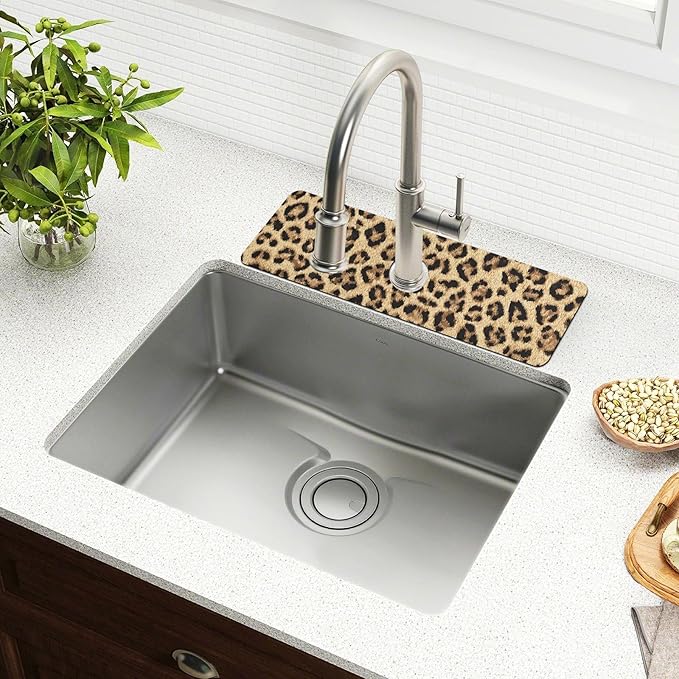 Kitchen Sink Splash Guard 2 PCS 14.7 Inch Sink Faucet Mat Splash Guard